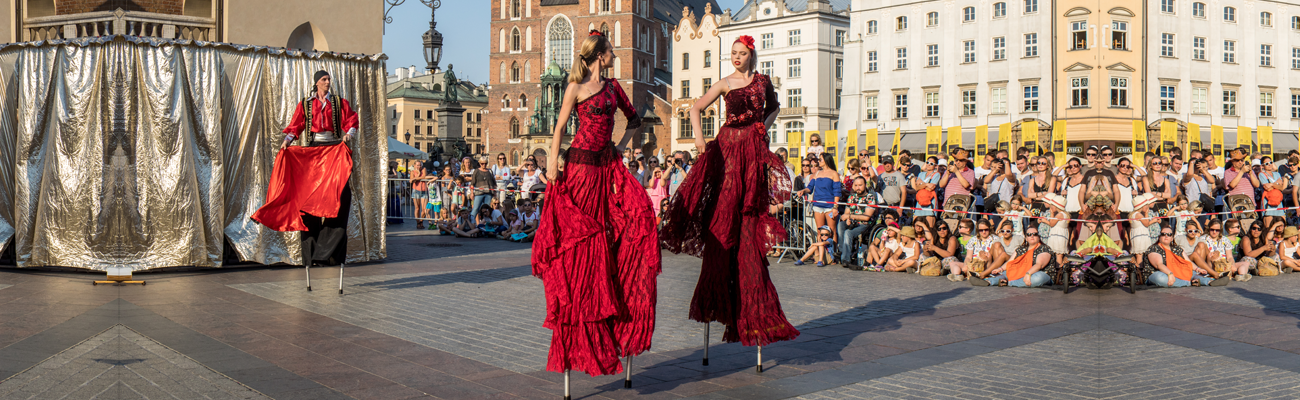 מופע הולכי קביים